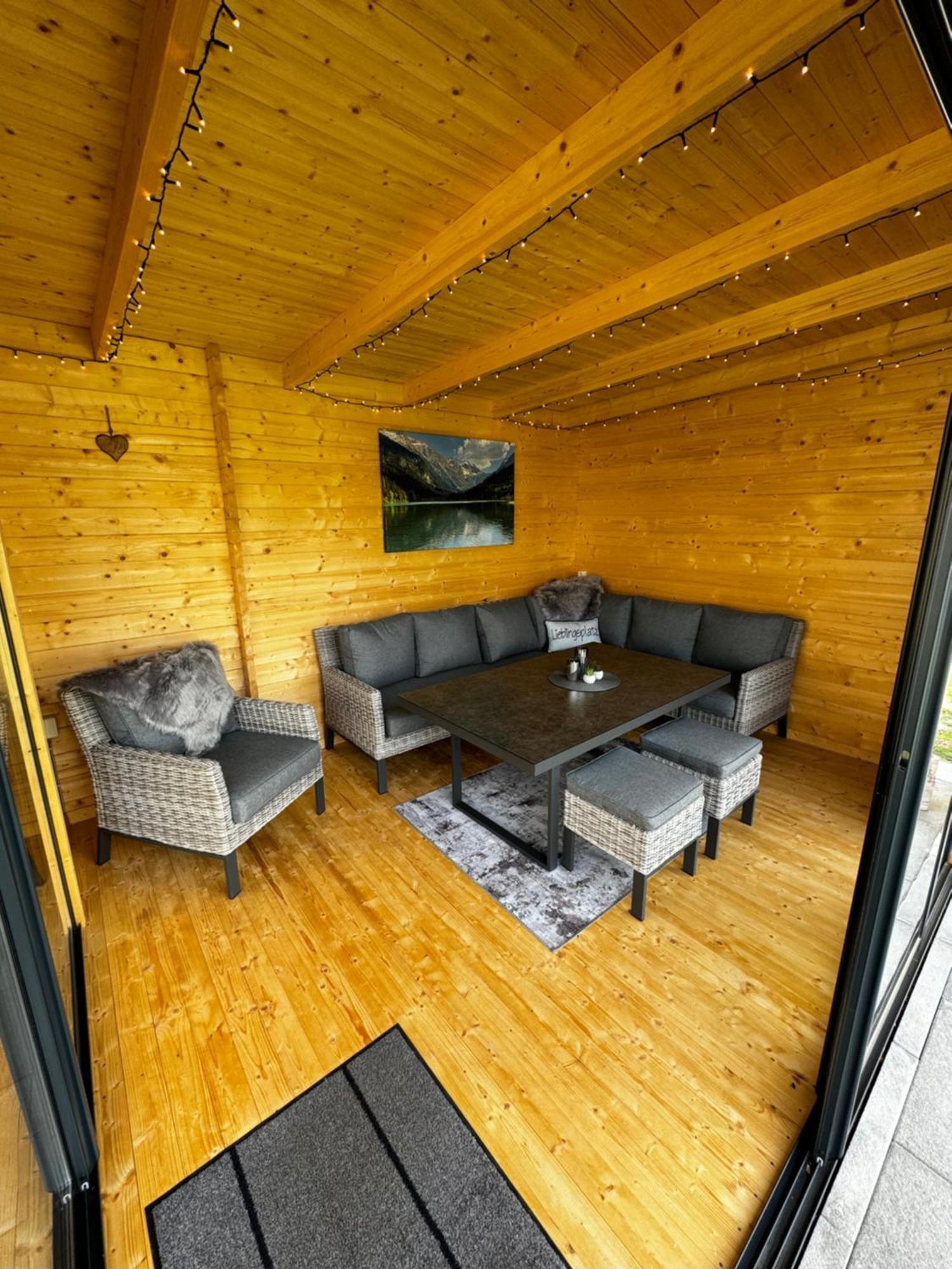 Gaestezimmer Kirchdorf Unteropfingen Exterior foto